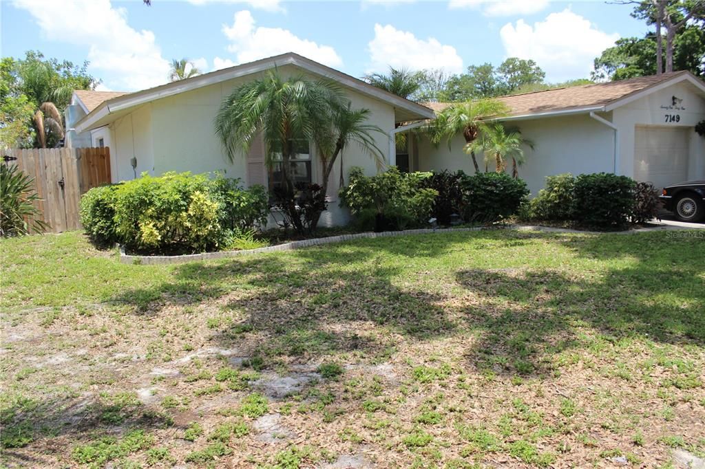 For Sale: $274,900 (3 beds, 2 baths, 1518 Square Feet)