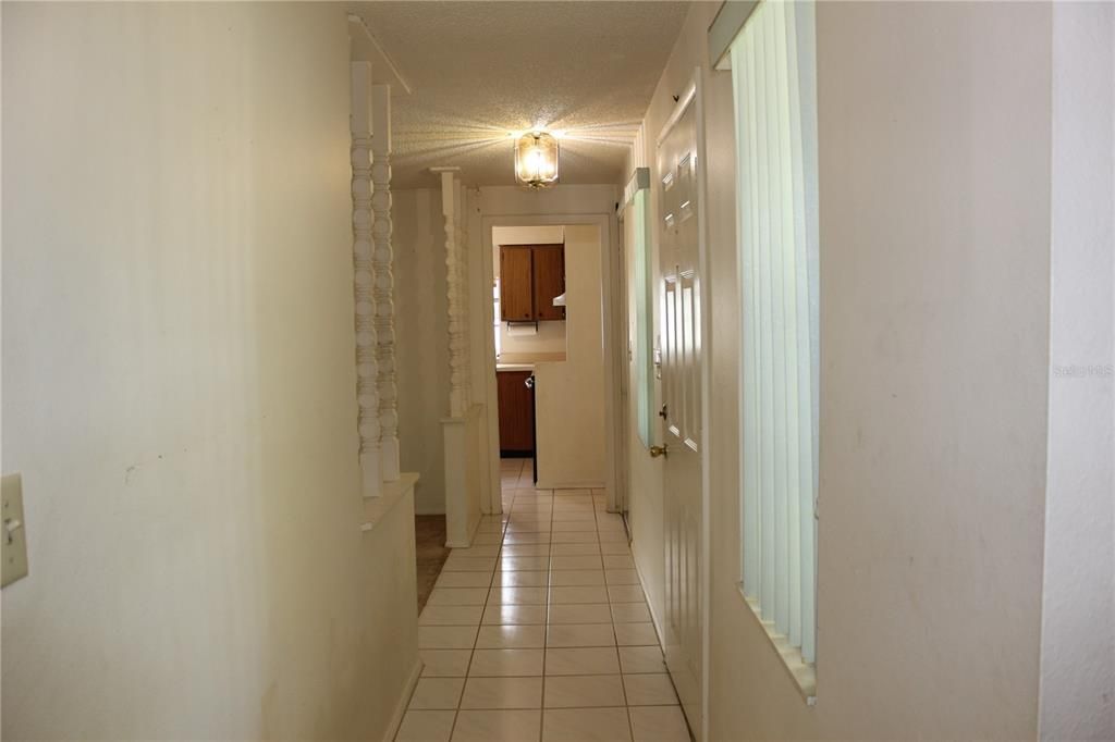 For Sale: $274,900 (3 beds, 2 baths, 1518 Square Feet)