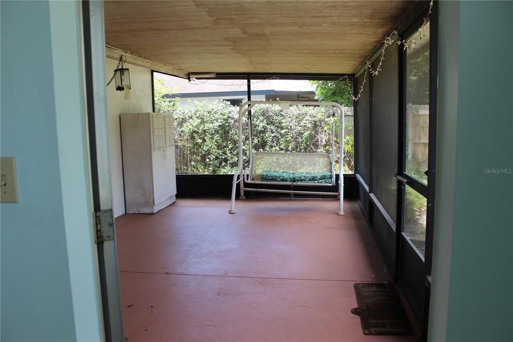 For Sale: $274,900 (3 beds, 2 baths, 1518 Square Feet)