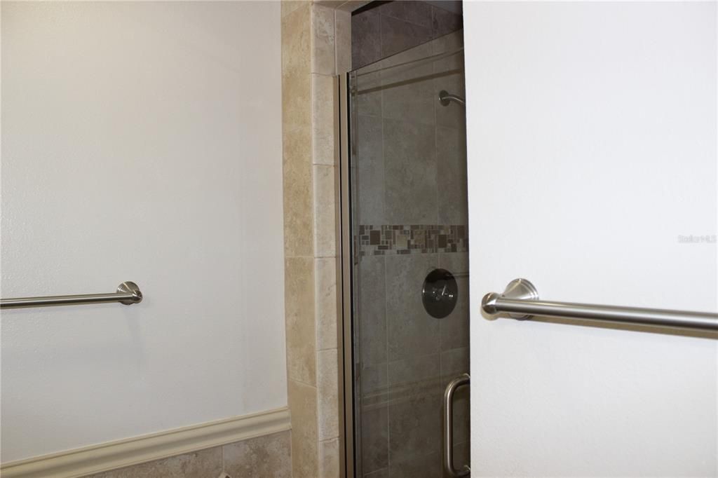 For Sale: $274,900 (3 beds, 2 baths, 1518 Square Feet)