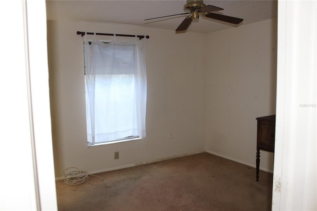 For Sale: $274,900 (3 beds, 2 baths, 1518 Square Feet)