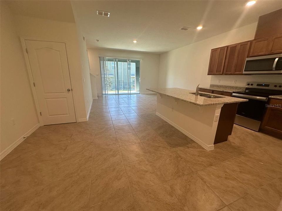 En Renta: $1,900 (3 camas, 2 baños, 1673 Pies cuadrados)