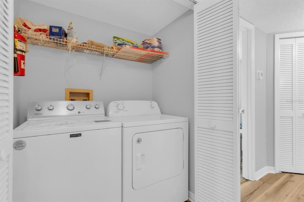 For Sale: $224,000 (3 beds, 2 baths, 1220 Square Feet)