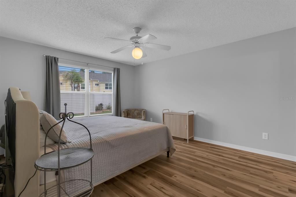 For Sale: $224,000 (3 beds, 2 baths, 1220 Square Feet)