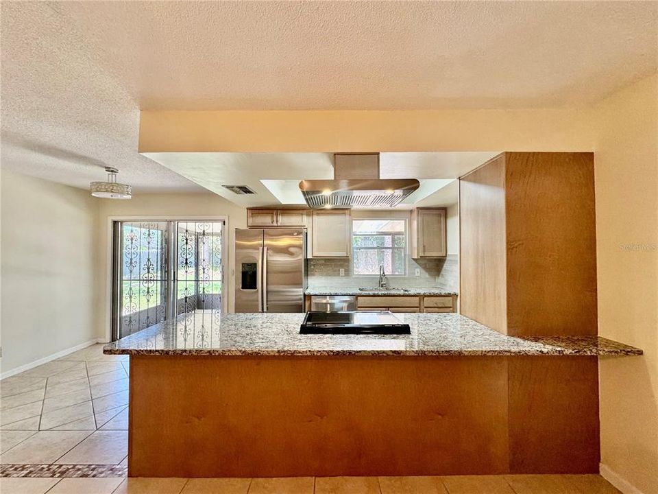 For Rent: $1,800 (2 beds, 2 baths, 1029 Square Feet)