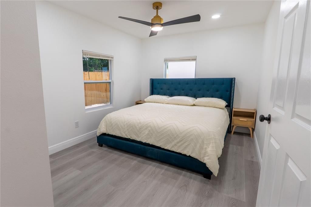 En Venta: $450,000 (4 camas, 3 baños, 1650 Pies cuadrados)