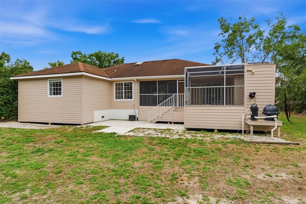 For Sale: $529,000 (3 beds, 2 baths, 1894 Square Feet)