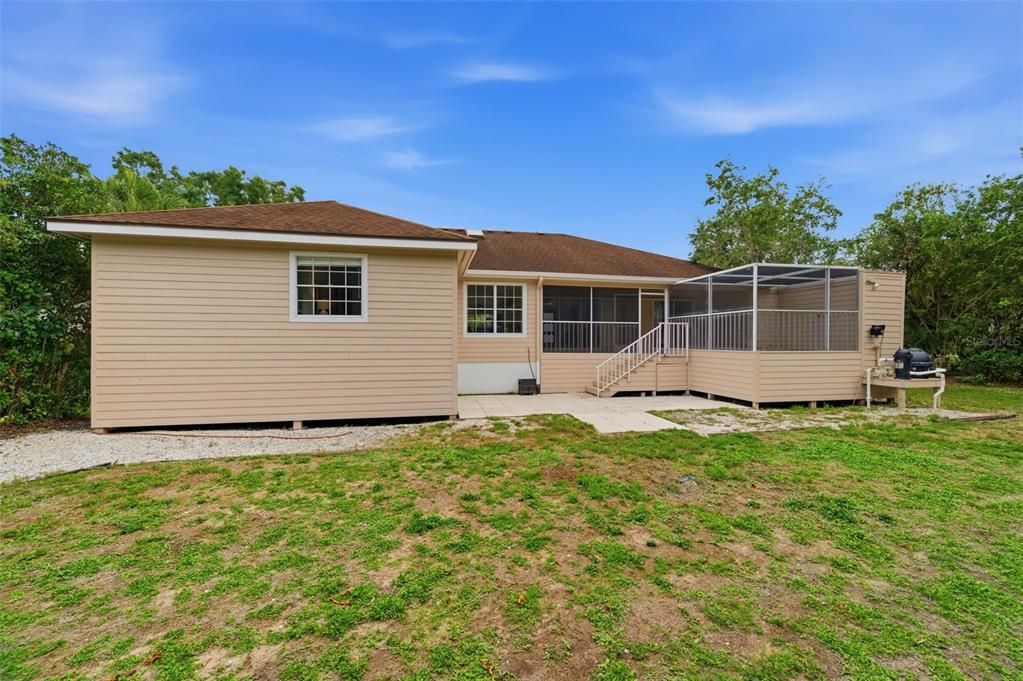 For Sale: $529,000 (3 beds, 2 baths, 1894 Square Feet)