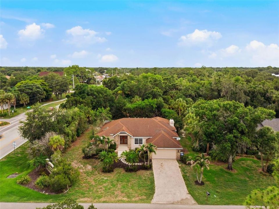 For Sale: $529,000 (3 beds, 2 baths, 1894 Square Feet)