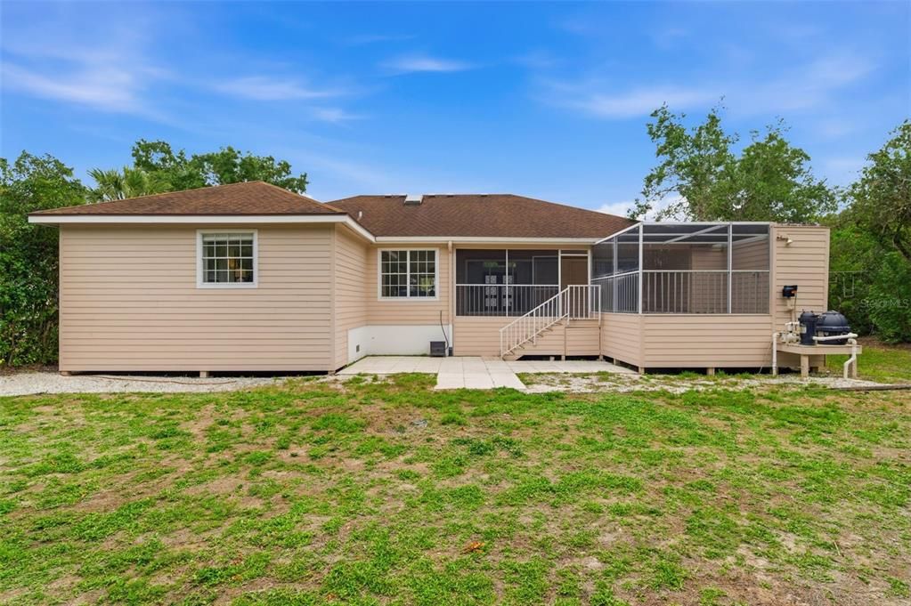 For Sale: $529,000 (3 beds, 2 baths, 1894 Square Feet)