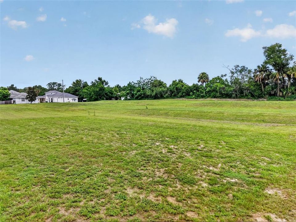 For Sale: $1,399,000 (1.50 acres)