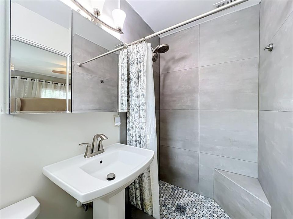 На продажу: $539,900 (3 спален, 2 ванн, 1468 Квадратных фут)