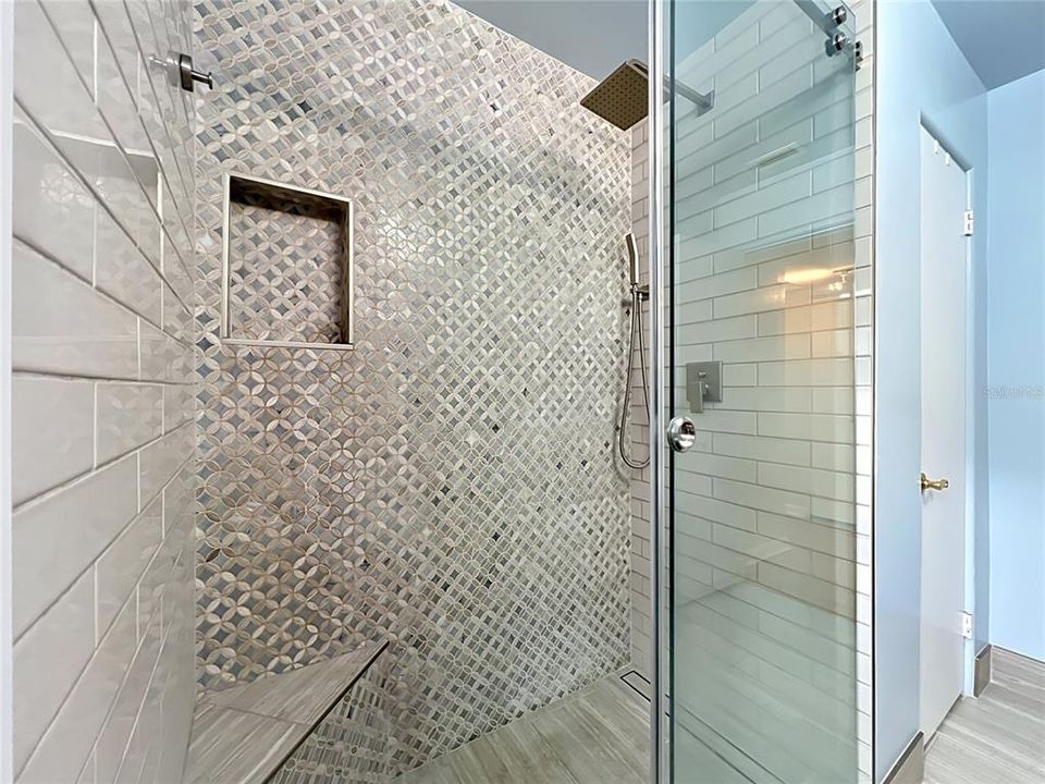На продажу: $539,900 (3 спален, 2 ванн, 1468 Квадратных фут)