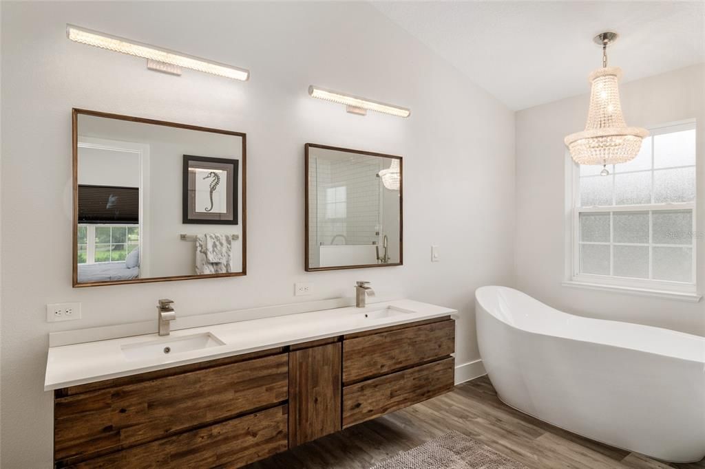 For Sale: $849,900 (2 beds, 2 baths, 2880 Square Feet)