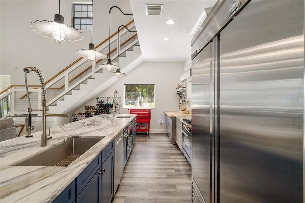 For Sale: $849,900 (2 beds, 2 baths, 2880 Square Feet)