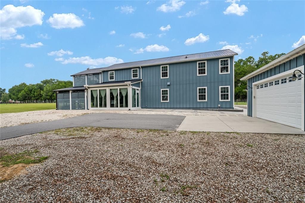 For Sale: $849,900 (2 beds, 2 baths, 2880 Square Feet)
