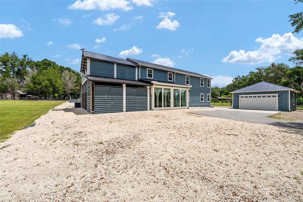 For Sale: $849,900 (2 beds, 2 baths, 2880 Square Feet)