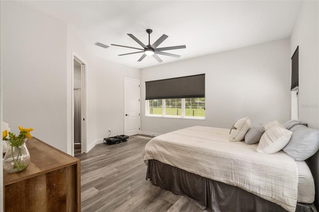 For Sale: $849,900 (2 beds, 2 baths, 2880 Square Feet)