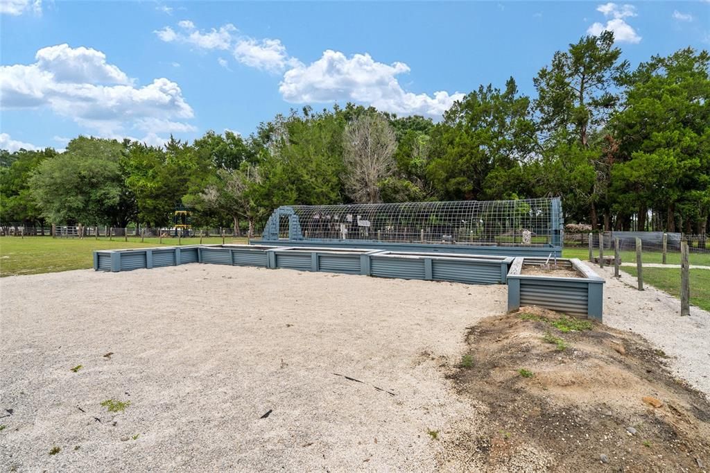 For Sale: $849,900 (2 beds, 2 baths, 2880 Square Feet)