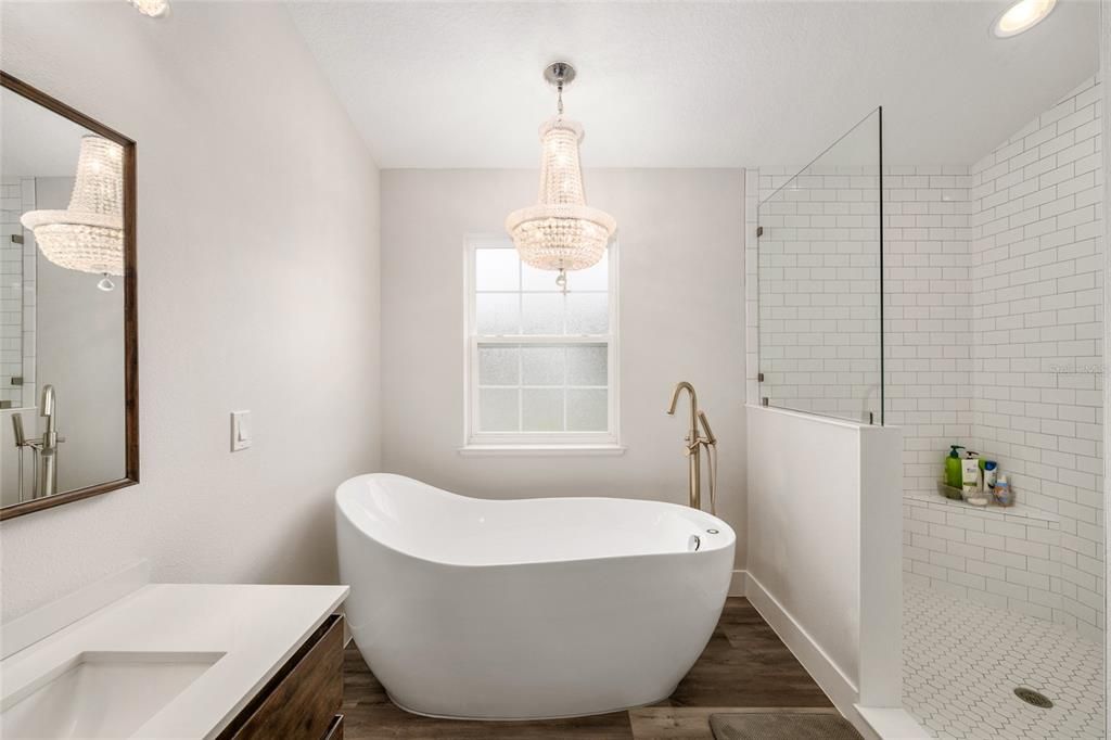 For Sale: $849,900 (2 beds, 2 baths, 2880 Square Feet)