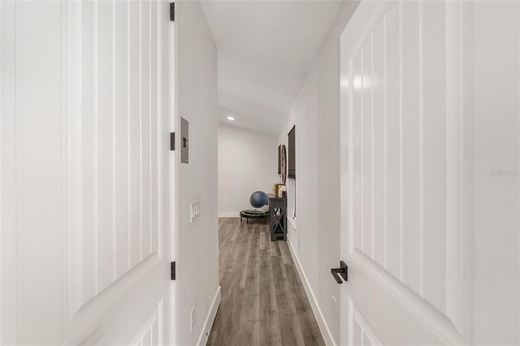 For Sale: $849,900 (2 beds, 2 baths, 2880 Square Feet)