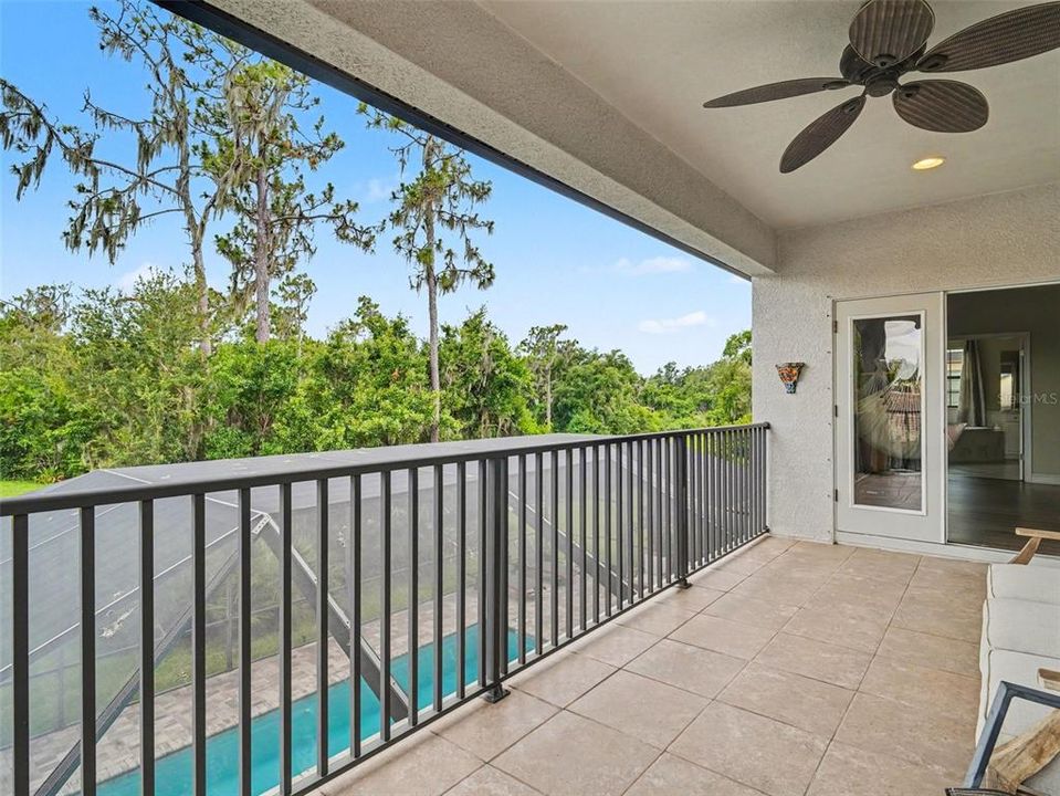 For Sale: $775,000 (5 beds, 5 baths, 4880 Square Feet)