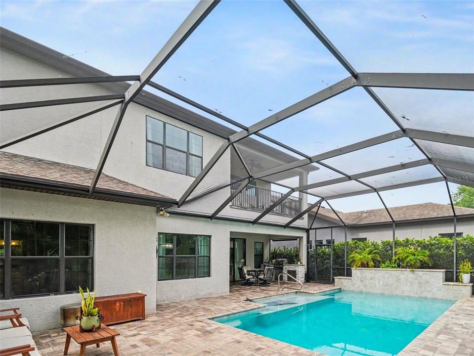 For Sale: $775,000 (5 beds, 5 baths, 4880 Square Feet)