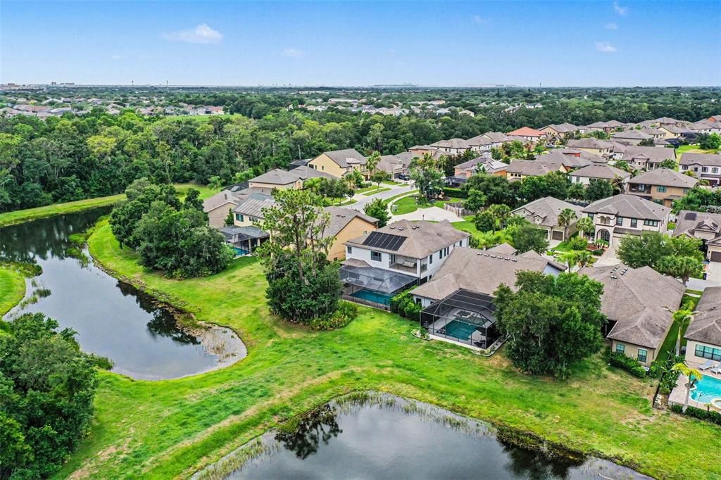 For Sale: $775,000 (5 beds, 5 baths, 4880 Square Feet)