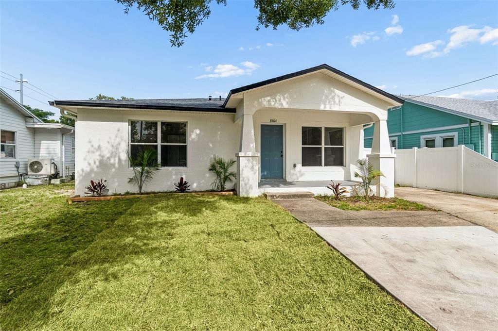 For Sale: $359,900 (3 beds, 2 baths, 1353 Square Feet)