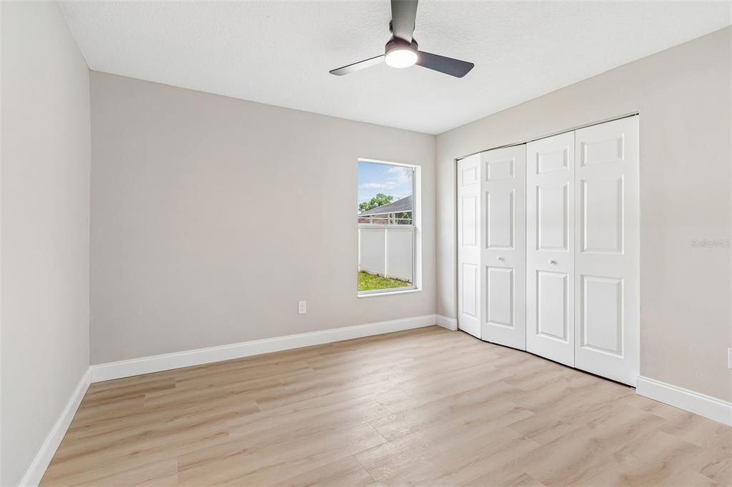 For Sale: $359,900 (3 beds, 2 baths, 1353 Square Feet)