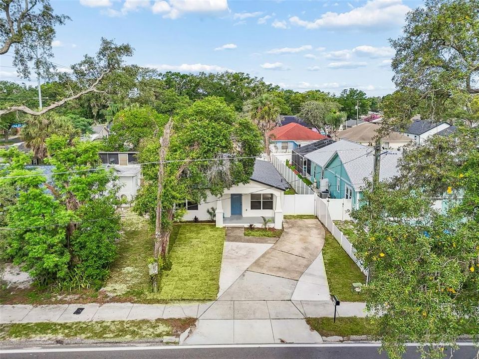 For Sale: $359,900 (3 beds, 2 baths, 1353 Square Feet)