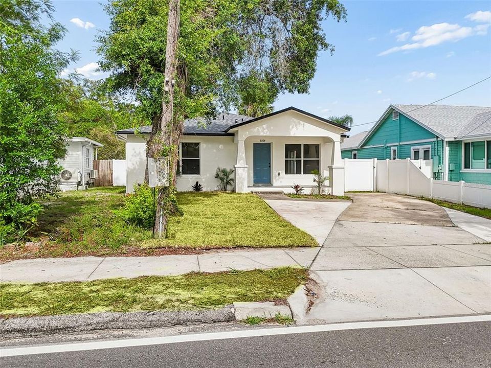 For Sale: $359,900 (3 beds, 2 baths, 1353 Square Feet)