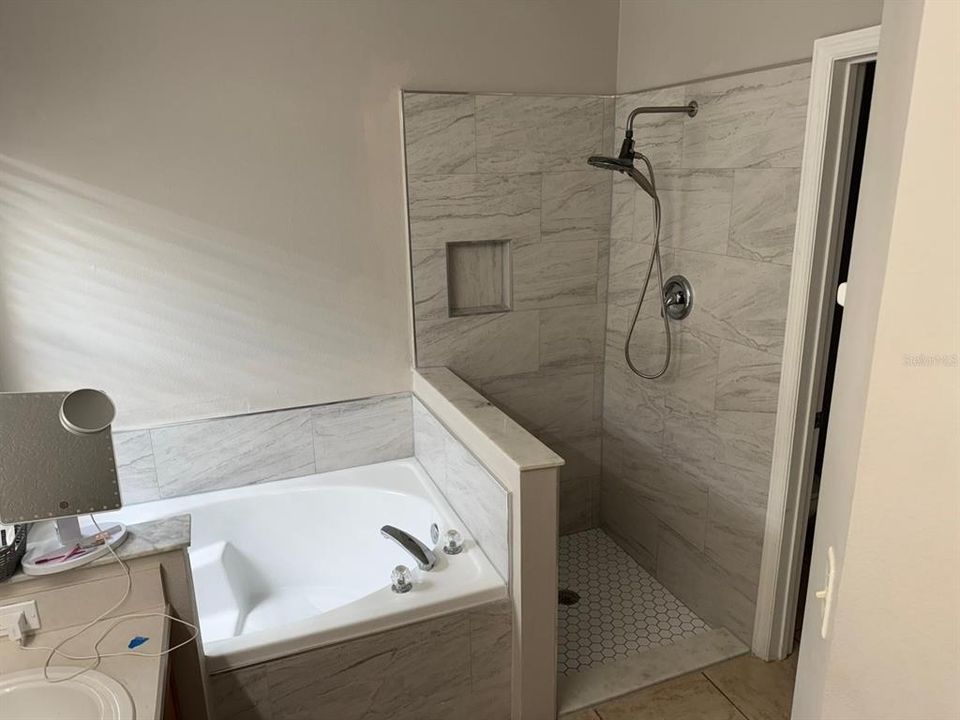 В аренду: $2,300 (3 спален, 2 ванн, 1657 Квадратных фут)