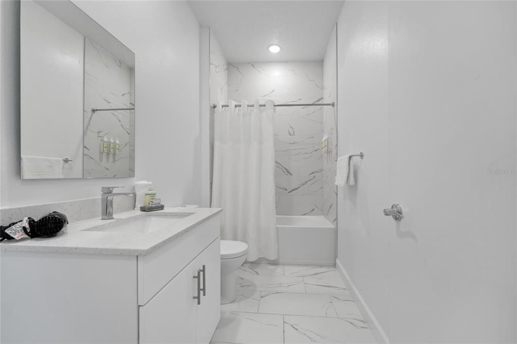 В аренду: $2,700 (5 спален, 4 ванн, 1671 Квадратных фут)