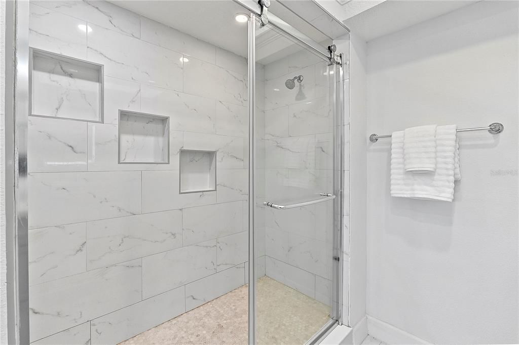 For Sale: $655,900 (3 beds, 2 baths, 2071 Square Feet)