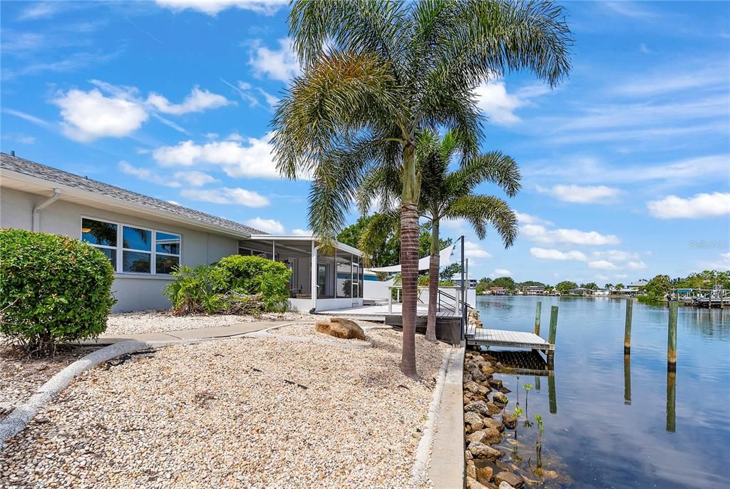 For Sale: $655,900 (3 beds, 2 baths, 2071 Square Feet)