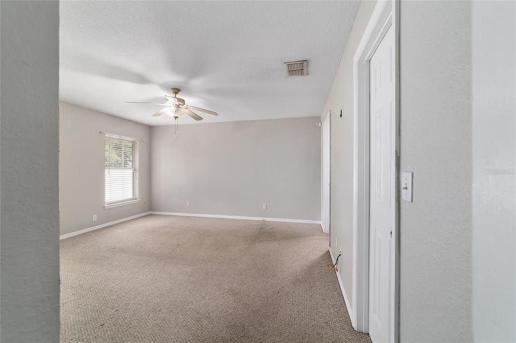 For Sale: $219,000 (3 beds, 2 baths, 1625 Square Feet)