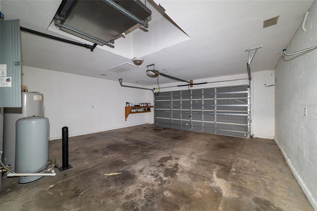 For Sale: $219,000 (3 beds, 2 baths, 1625 Square Feet)