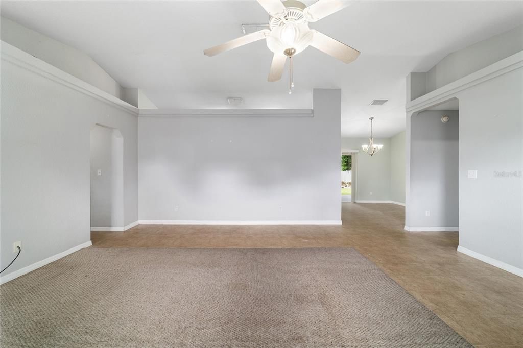 For Sale: $219,000 (3 beds, 2 baths, 1625 Square Feet)