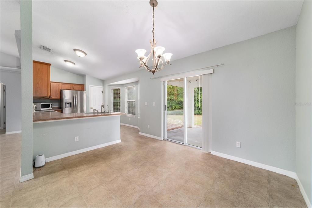 For Sale: $219,000 (3 beds, 2 baths, 1625 Square Feet)