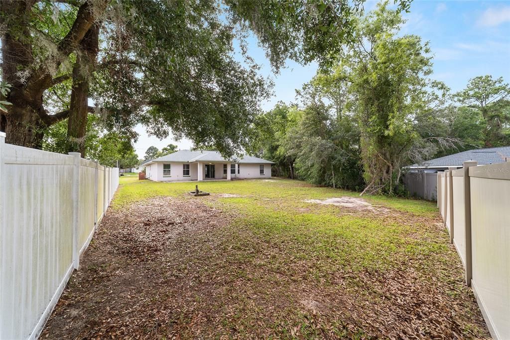 For Sale: $219,000 (3 beds, 2 baths, 1625 Square Feet)