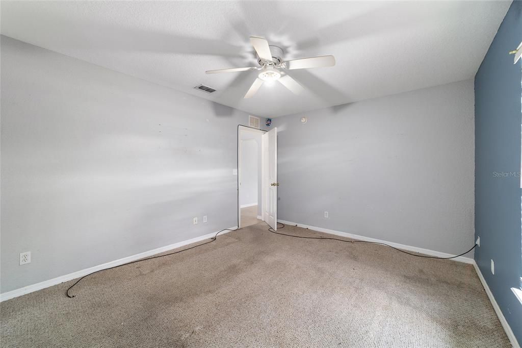 For Sale: $219,000 (3 beds, 2 baths, 1625 Square Feet)