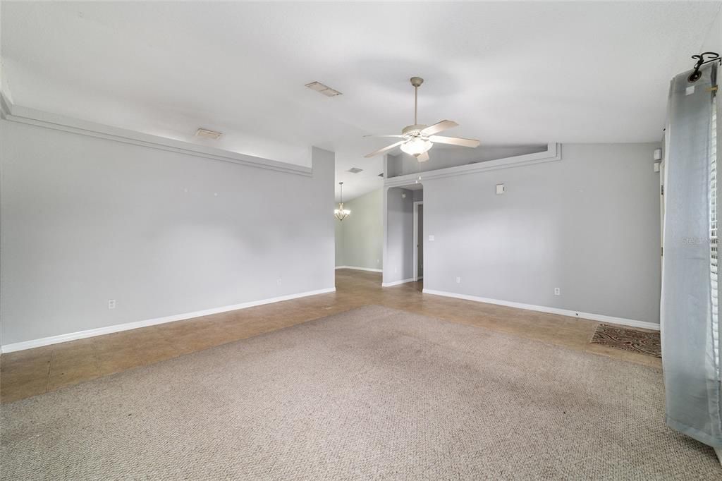 For Sale: $219,000 (3 beds, 2 baths, 1625 Square Feet)