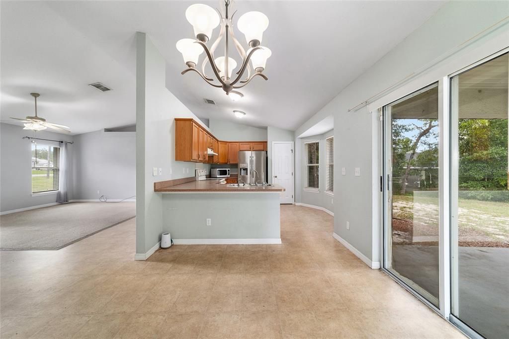 For Sale: $219,000 (3 beds, 2 baths, 1625 Square Feet)