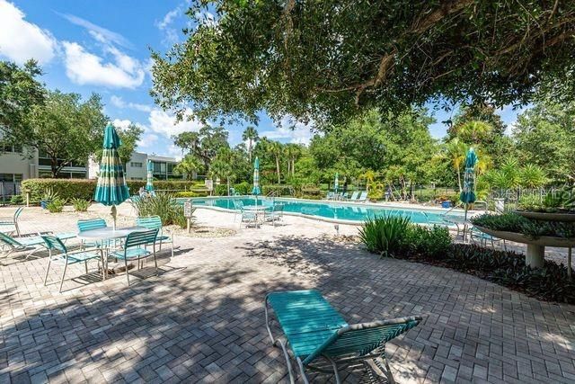 For Sale: $235,900 (1 beds, 1 baths, 787 Square Feet)