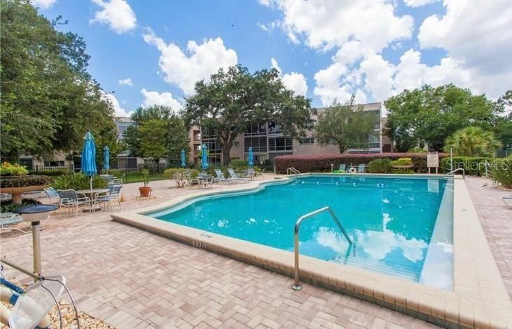 For Sale: $235,900 (1 beds, 1 baths, 787 Square Feet)