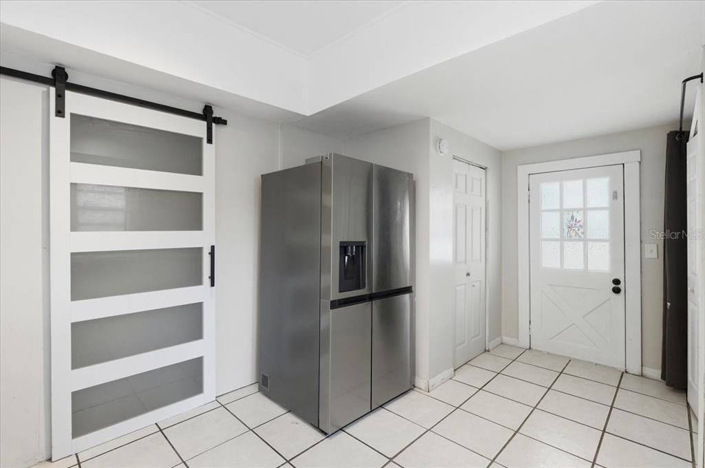 For Sale: $280,000 (3 beds, 2 baths, 1656 Square Feet)