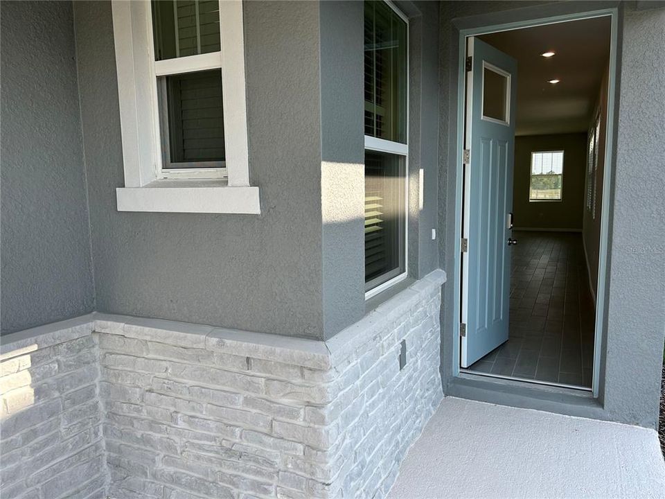 For Sale: $439,000 (4 beds, 2 baths, 1610 Square Feet)