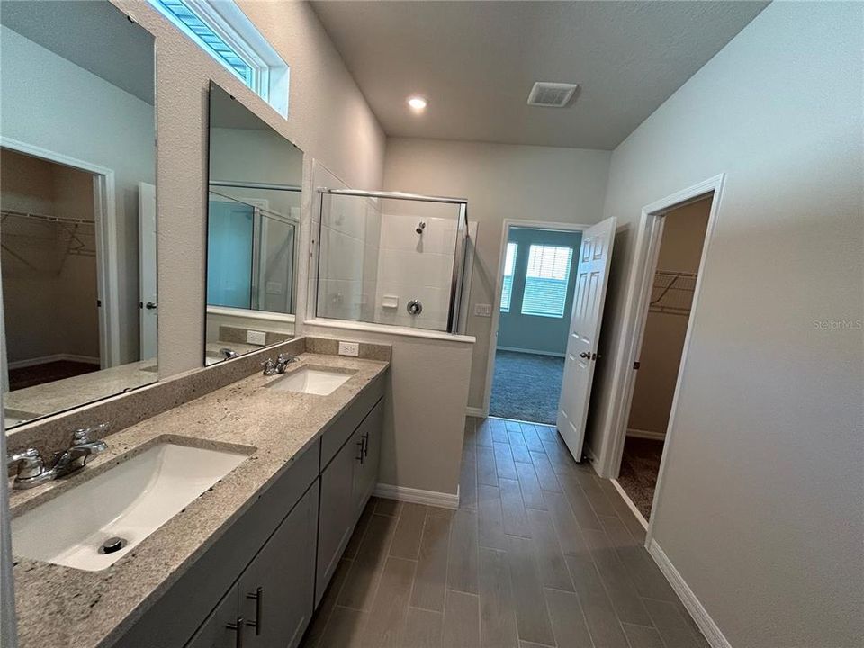 For Sale: $439,000 (4 beds, 2 baths, 1610 Square Feet)