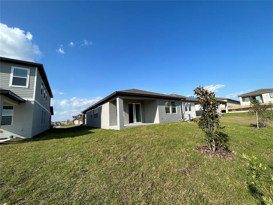 For Sale: $439,000 (4 beds, 2 baths, 1610 Square Feet)